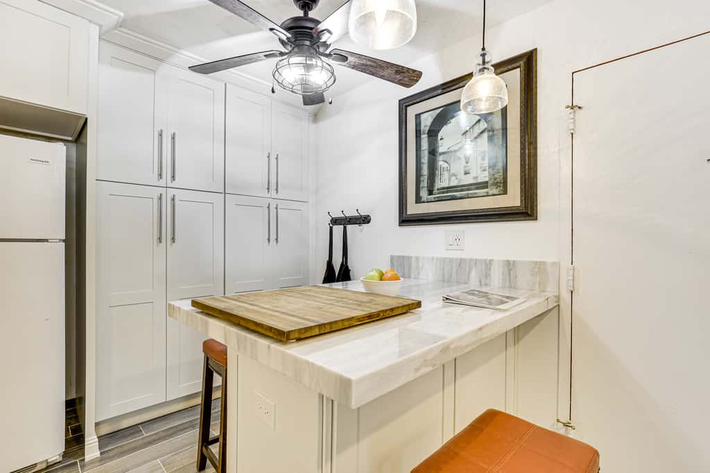 Oceanside Condo w/ Pool & Hot Tub Access!
