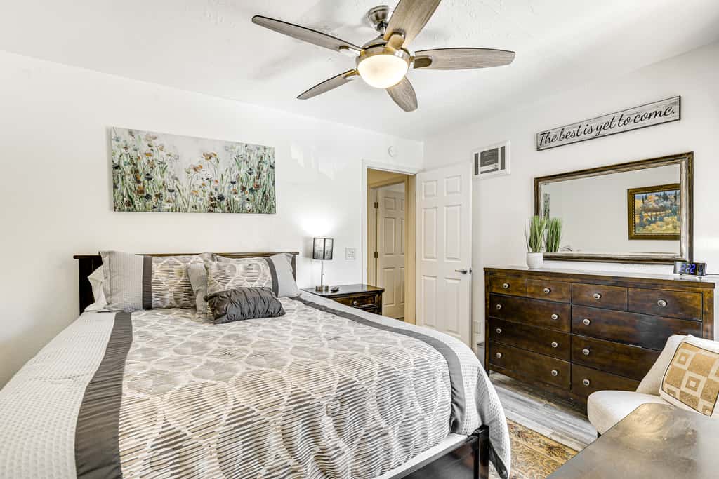 Oceanside Condo w/ Pool & Hot Tub Access!