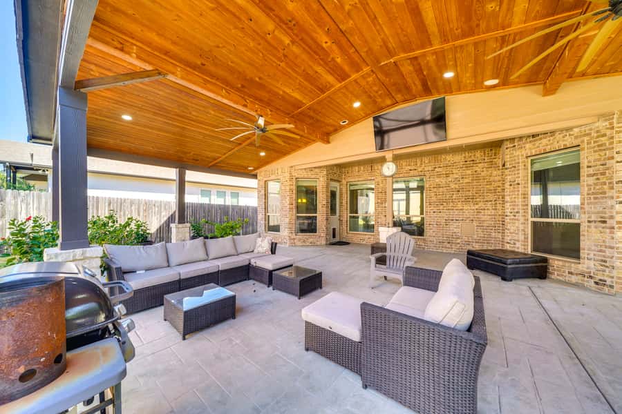 6 Mi to SeaWorld: Pet-Friendly Home w/ Pool Access | 4 Bed San Antonio ...