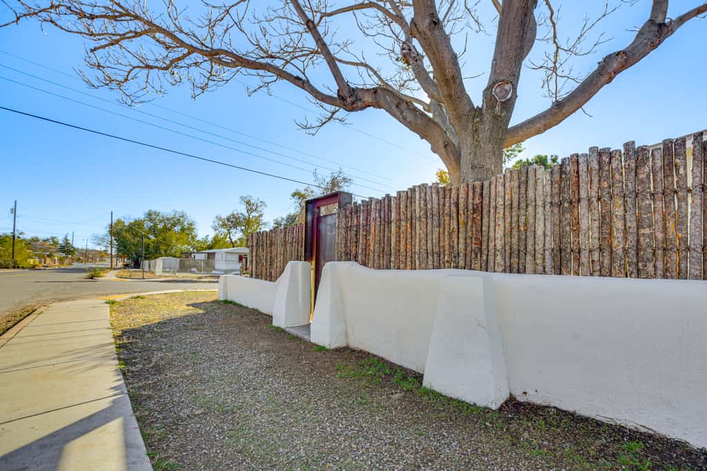 3 Mi to Downtown - Condo w/ Hot Tub in Santa Fe!
