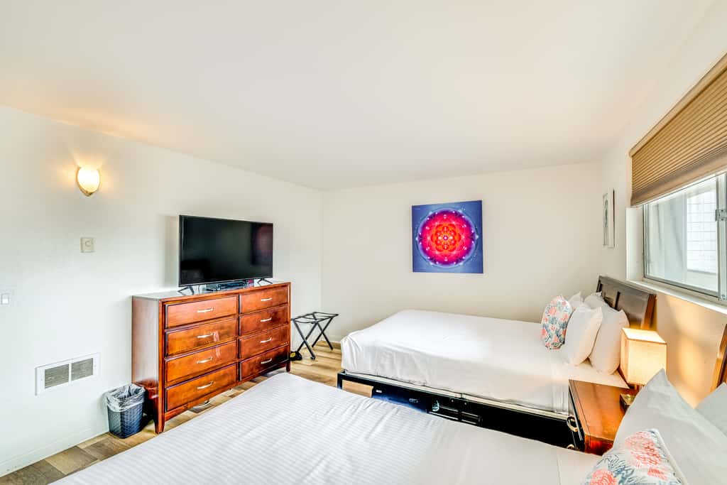 Oceanfront San Diego Getaway: Steps to Beach!