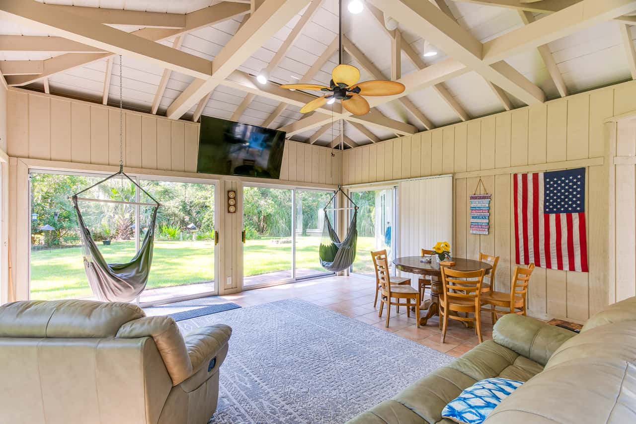 Near Beach! St Simons Island Gem in Golf Community | 4 Bed Sea Island ...