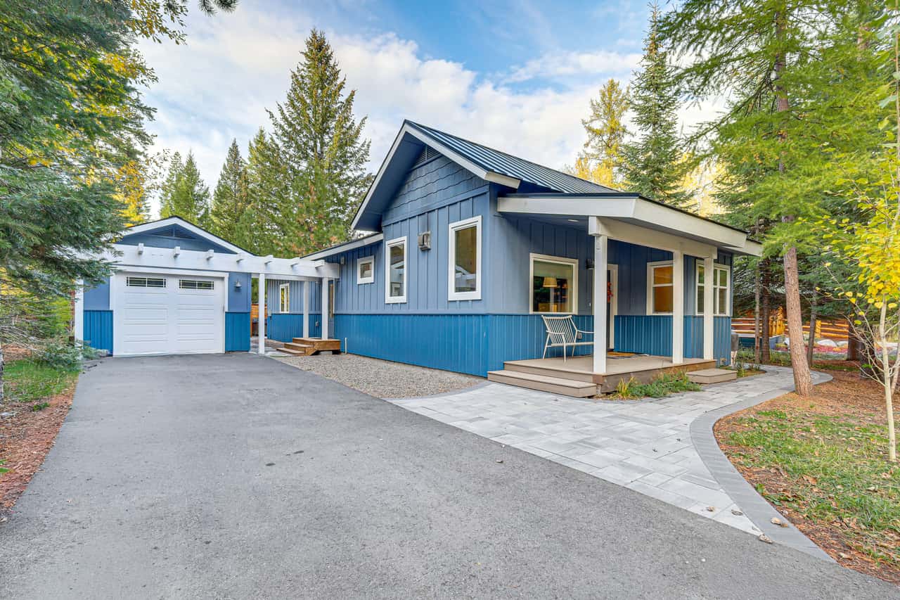 2 Mi to Payette Lake: Charming Cottage w/ Hot Tub! | 2 Bed McCall, ID ...