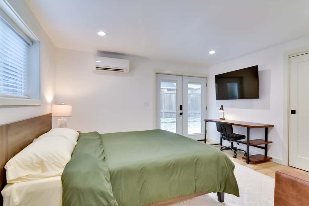 Healthcare Workers' Home Base! Portland Apt