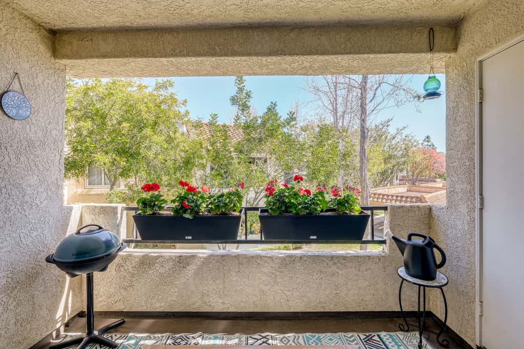Pool Access + Balcony: Updated Condo Near UCSD!