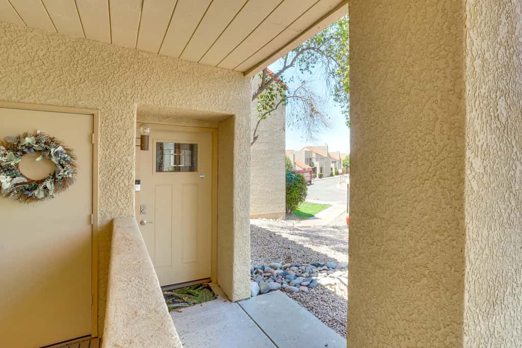 Pool & Hot Tub: Updated Tucson Condo w/ Workspace