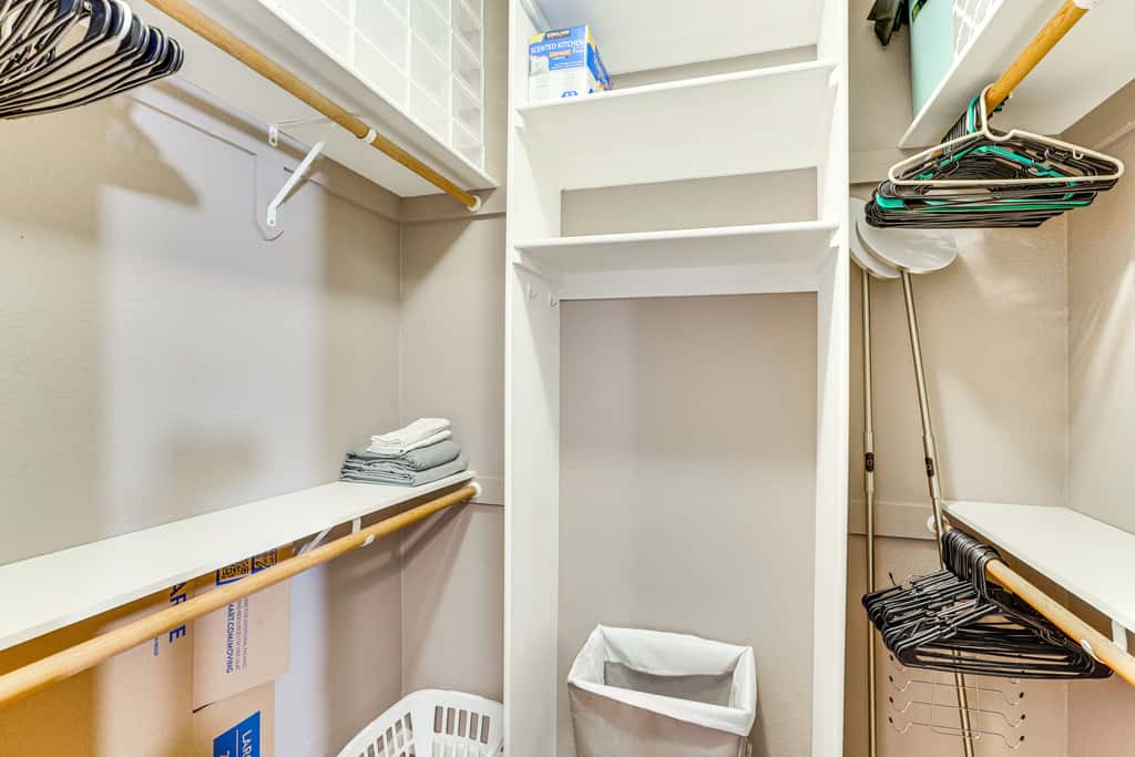 Pool & Hot Tub: Updated Tucson Condo w/ Workspace