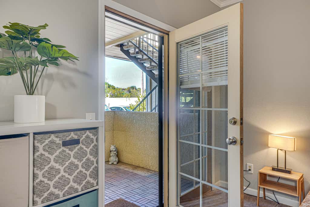 Pool & Hot Tub: Updated Tucson Condo w/ Workspace