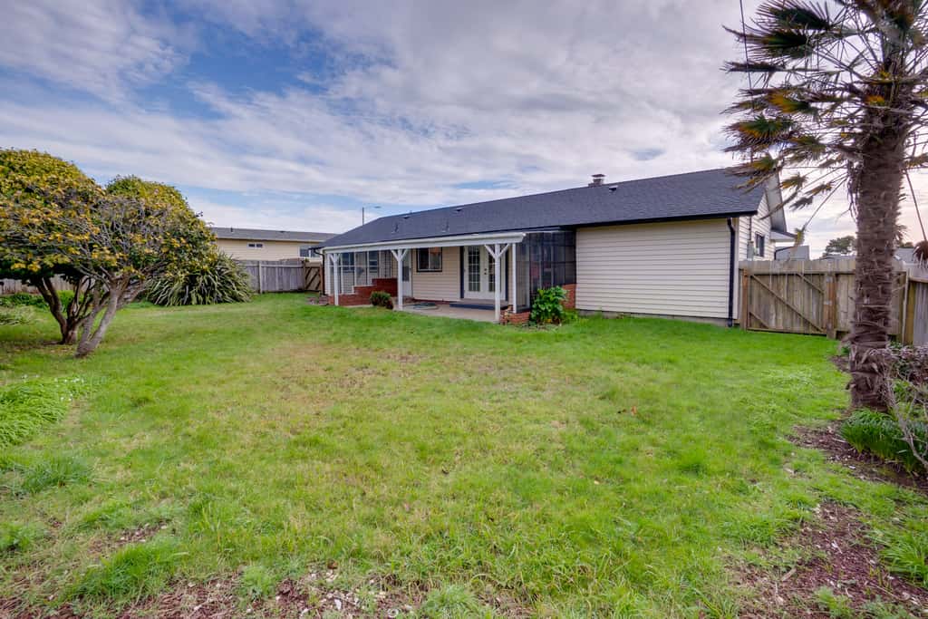 Ocean & Sunset Views: Brookings Home Near Town!