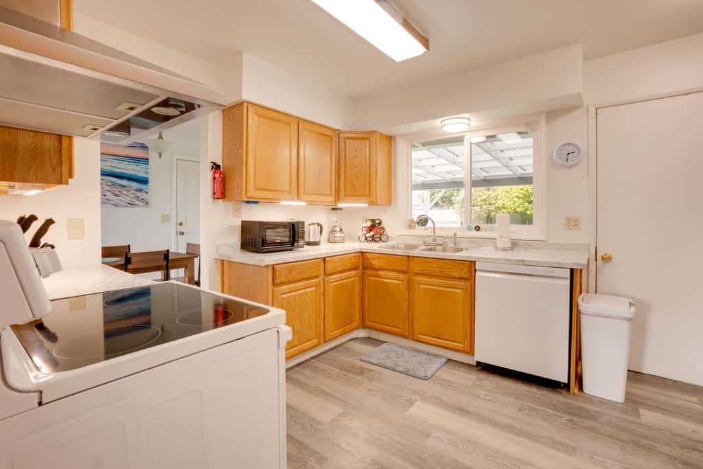 Ocean & Sunset Views: Brookings Home Near Town!