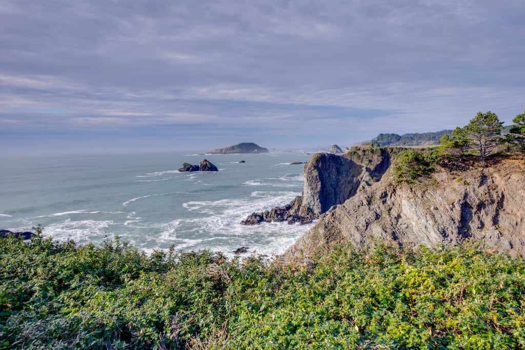 Ocean & Sunset Views: Brookings Home Near Town!