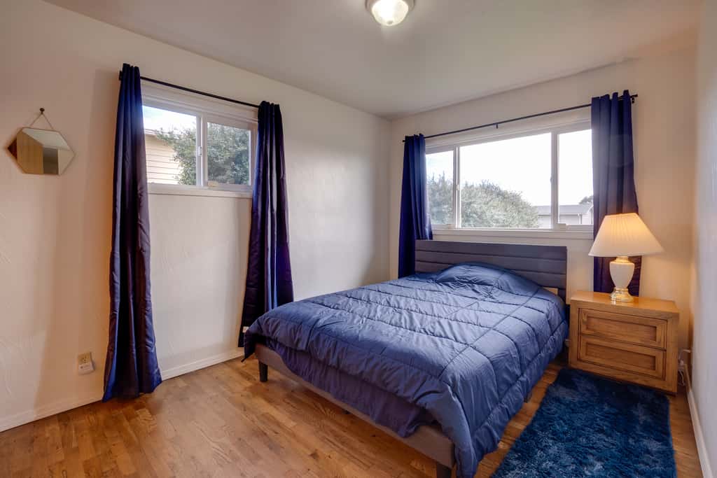 Ocean & Sunset Views: Brookings Home Near Town!