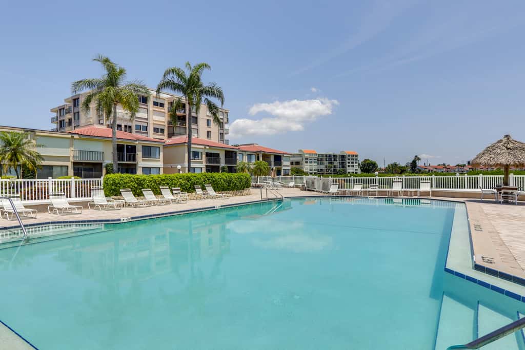 Heated Pool Access: Bayfront Isla Del Sol Condo