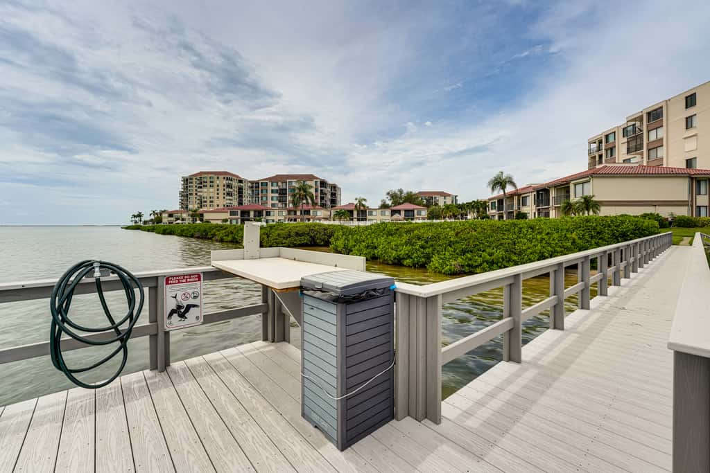Heated Pool Access: Bayfront Isla Del Sol Condo