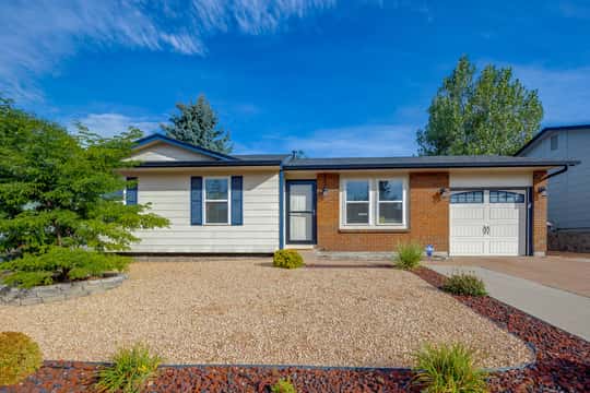 Furnished Stay Near Peterson Space Force Base | 3 Bed Colorado Springs ...