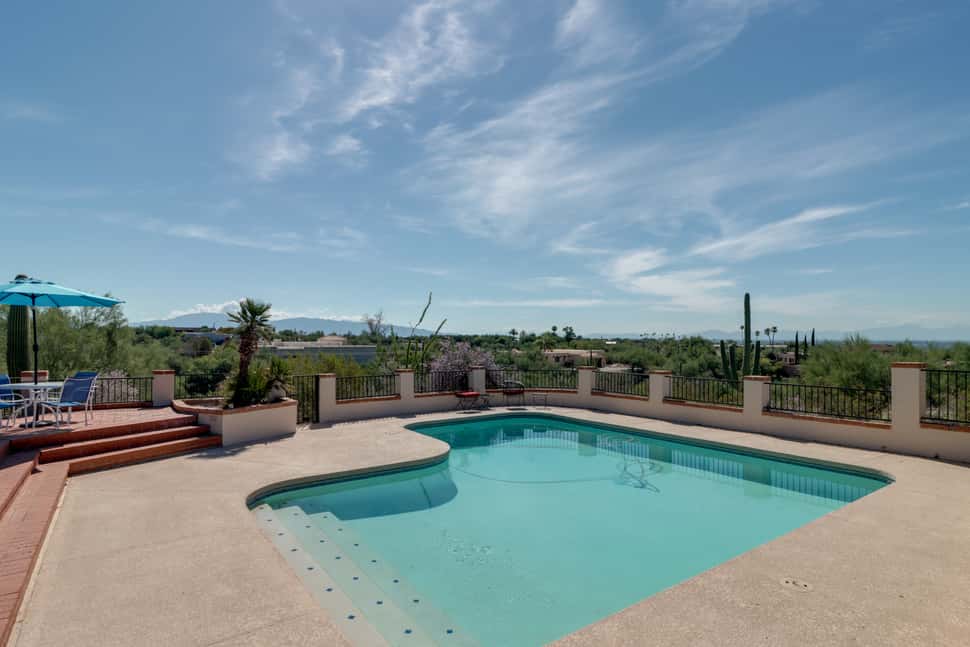 Pool, Putting Green & Mtn Views: Tucson Home | 4 Bed Tucson, AZ House ...