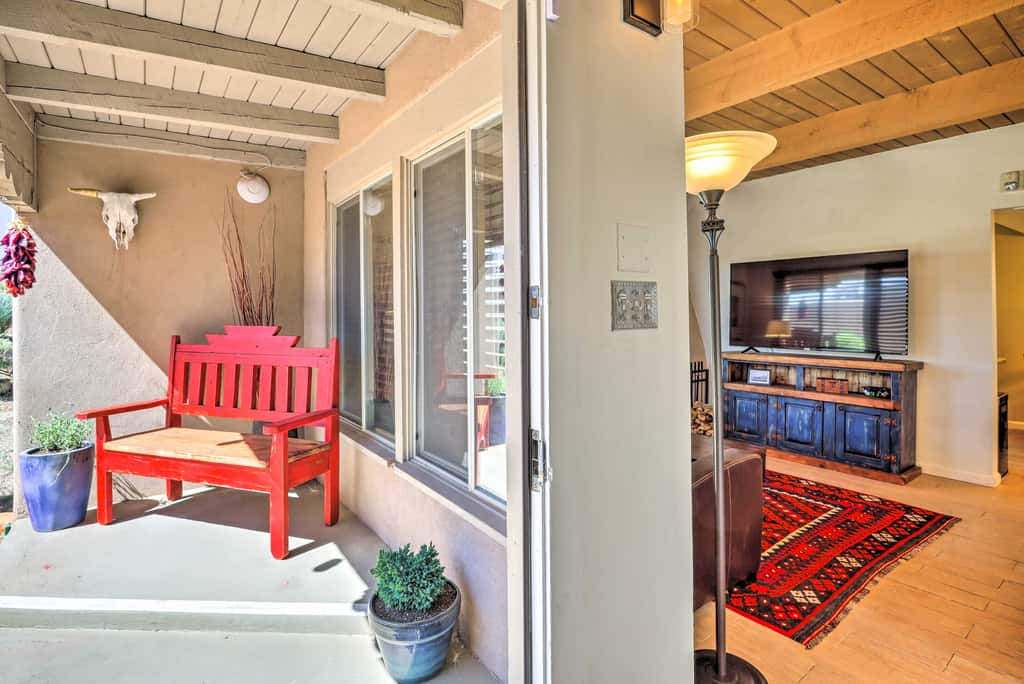 Traditional-Style Adobe Casita - Walk to Dtwn