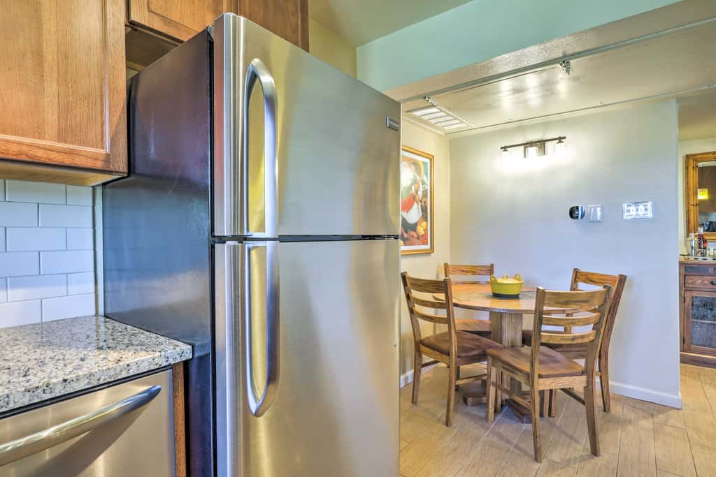 Traditional-Style Adobe Casita - Walk to Dtwn