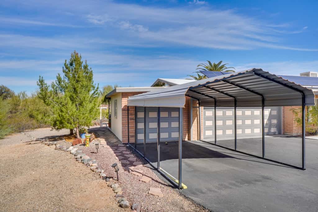Walkable Studio w/ Patio in Tucson!
