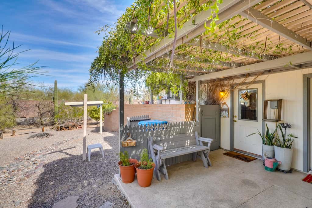 Walkable Studio w/ Patio in Tucson!