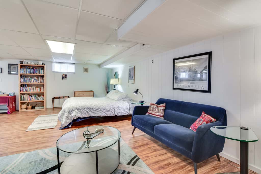 Hot Tub Access: Studio 5 Mi to Downtown Portland!