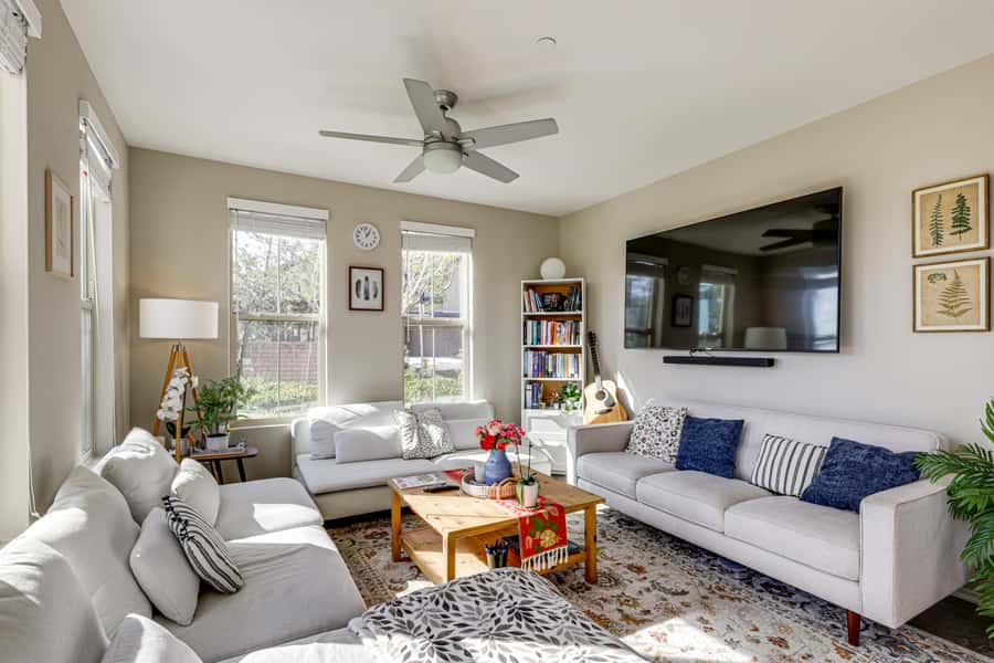 Central SD Hub! 2BR w/ Home Office, Community Pool | 2 Bed San Diego ...