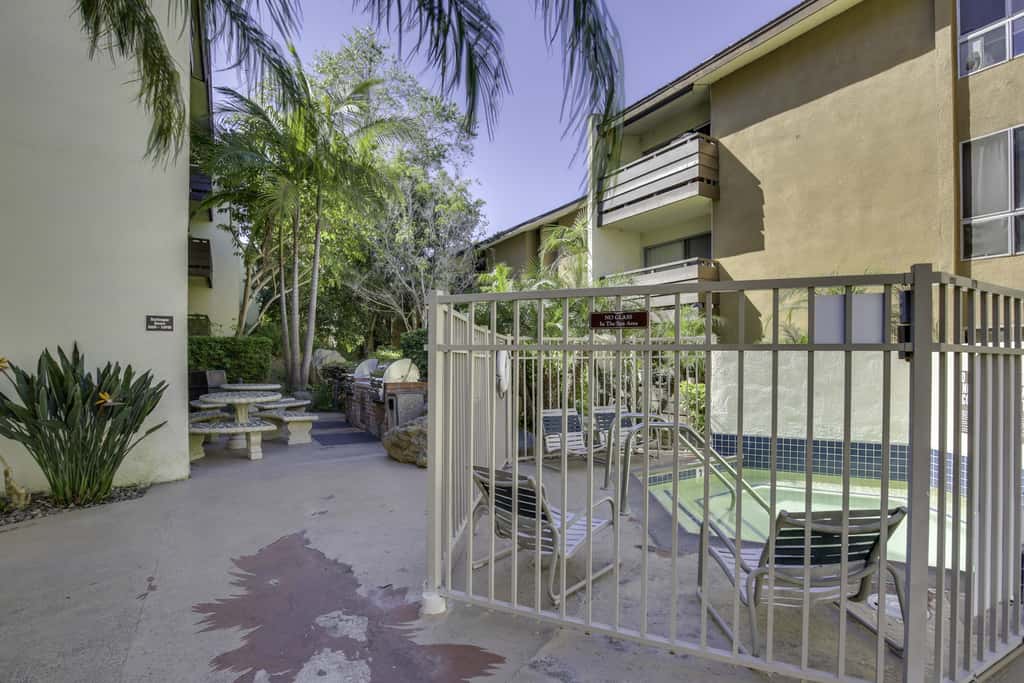 San Diego Studio w/ Pool Access, 2 Mi to Old Town!