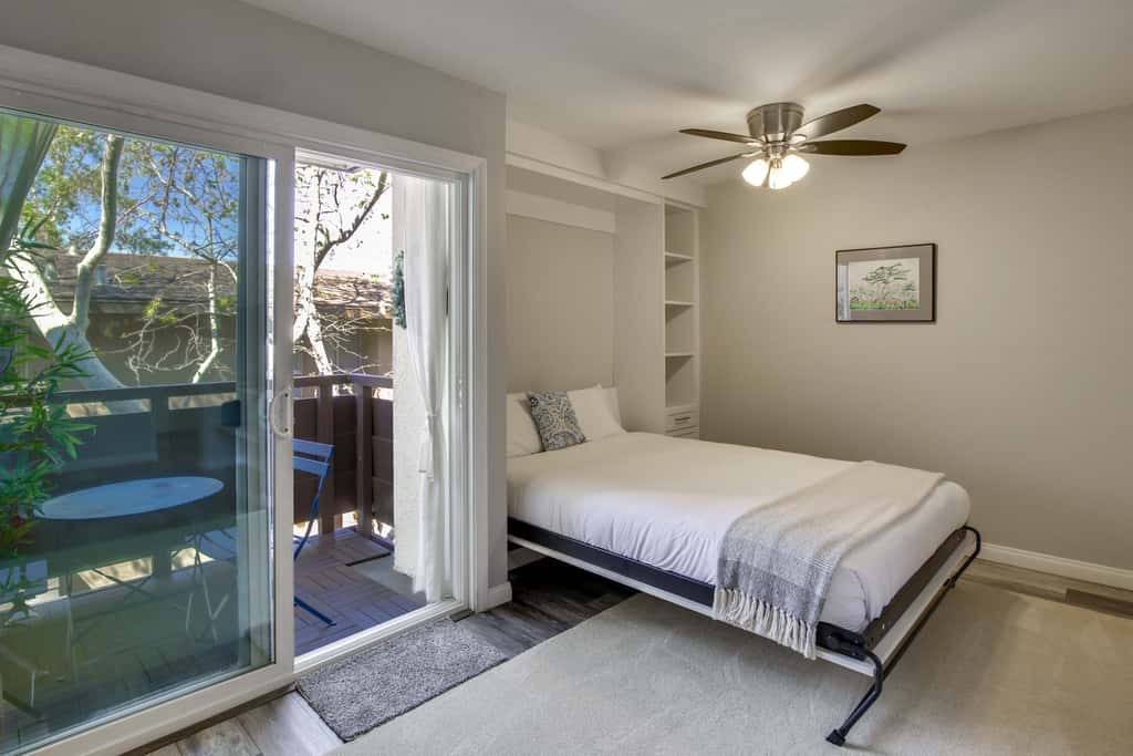 San Diego Studio w/ Pool Access, 2 Mi to Old Town!