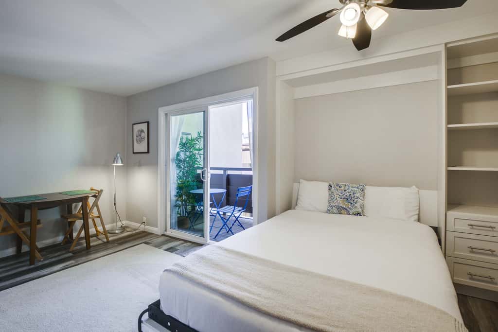 San Diego Studio w/ Pool Access, 2 Mi to Old Town!
