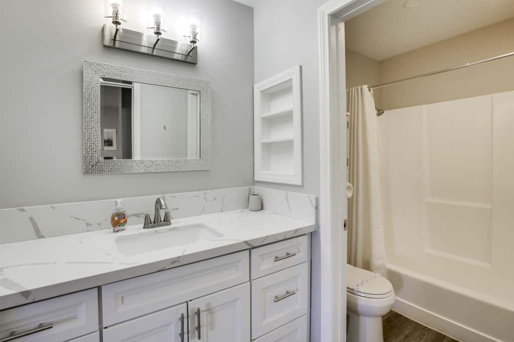 San Diego Studio w/ Pool Access, 2 Mi to Old Town!