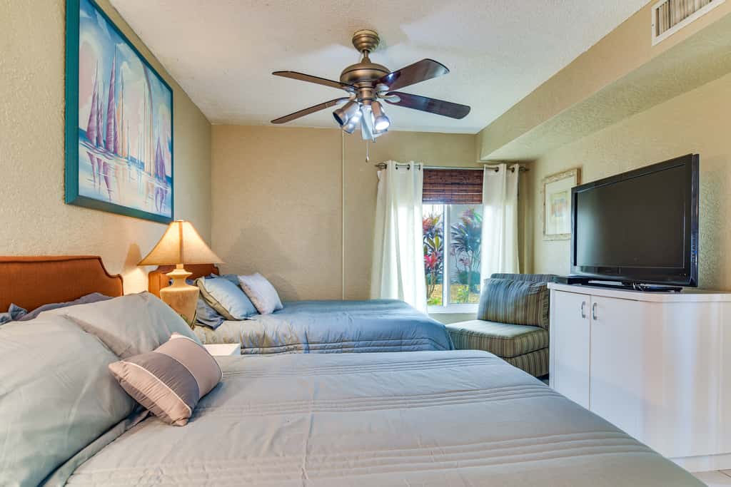 Pool Access! Extended Base 2 Mi to St Pete Beach