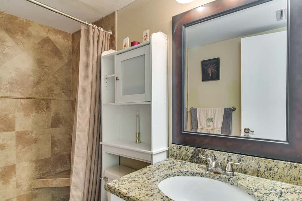 Pool Access! Extended Base 2 Mi to St Pete Beach