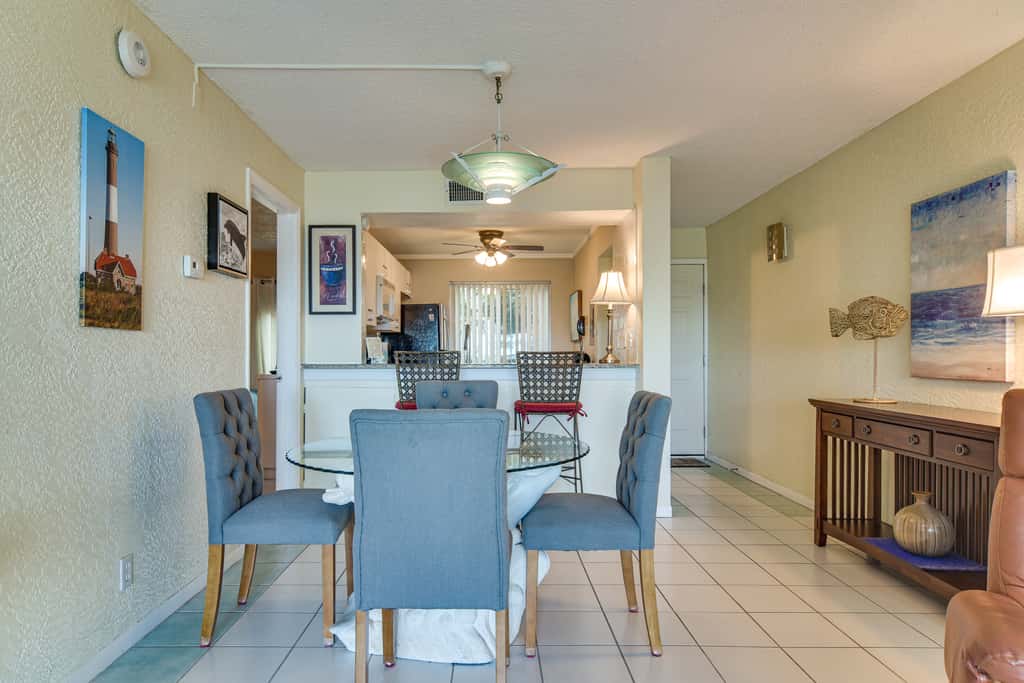 Pool Access! Extended Base 2 Mi to St Pete Beach