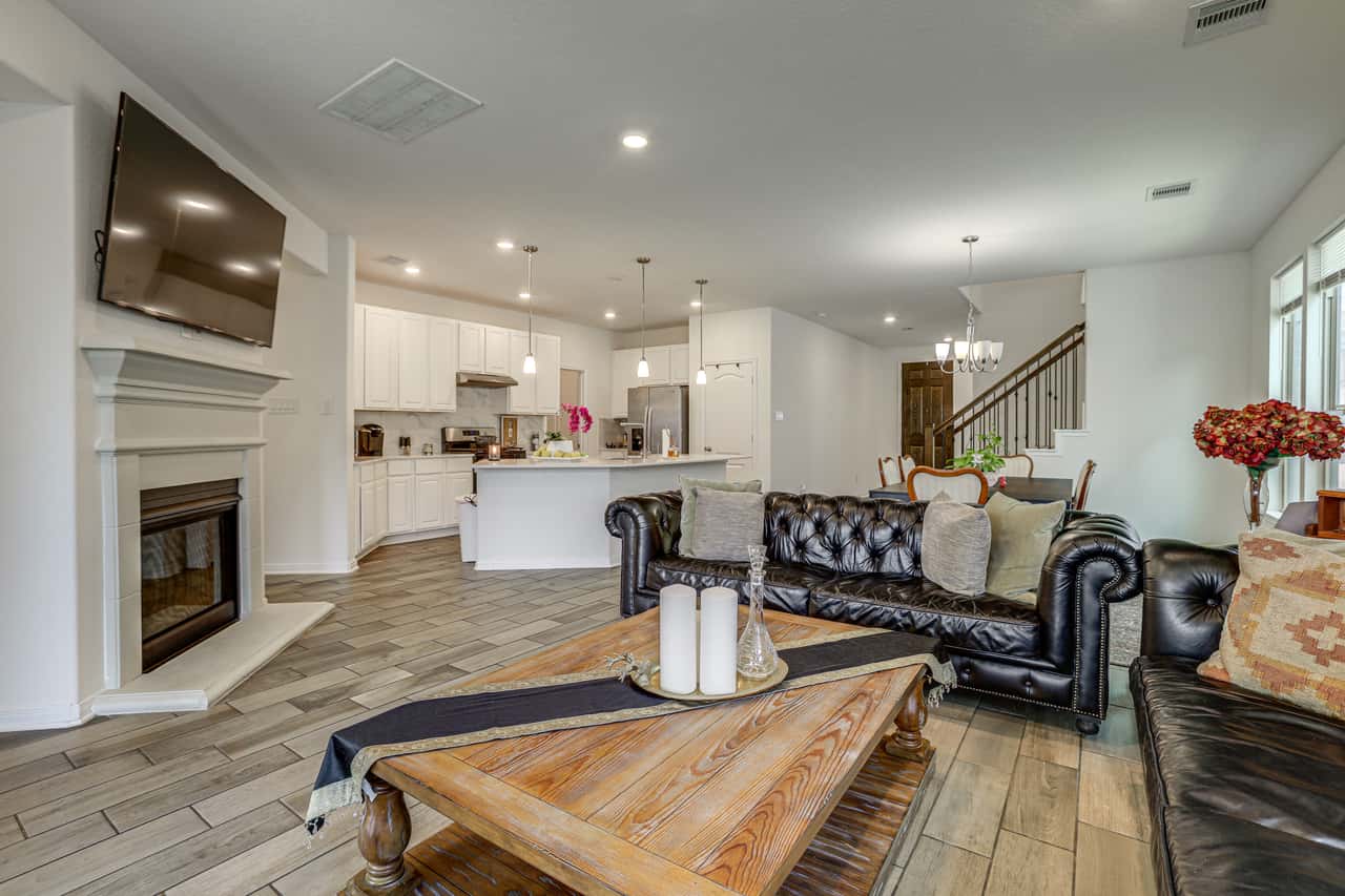Retreat Table Setting Family Suburban Retreat! 20 Mi to Dtwn Houston | 5 Bed Houston, TX ...