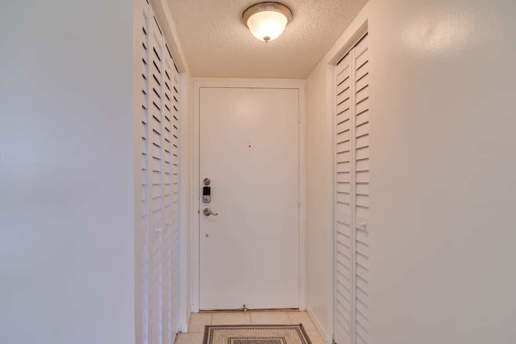 3 Mi to Beach! Extended St Pete Getaway w/ Pool