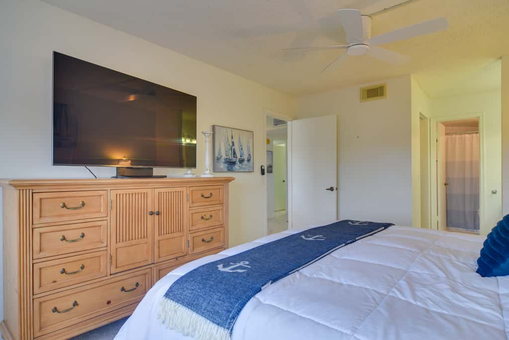 3 Mi to Beach! Extended St Pete Getaway w/ Pool