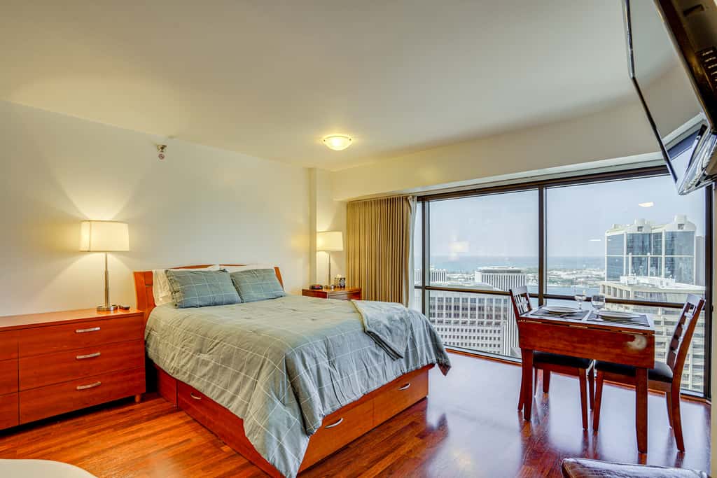 Free Parking Pool Harbor View Access Honolulu Gem!