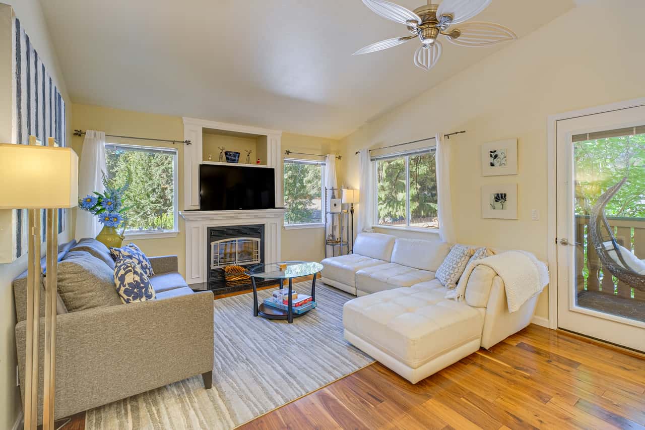 Quiet Condo Next to Enchantment, Adventure Parks | 2 Bed Leavenworth ...