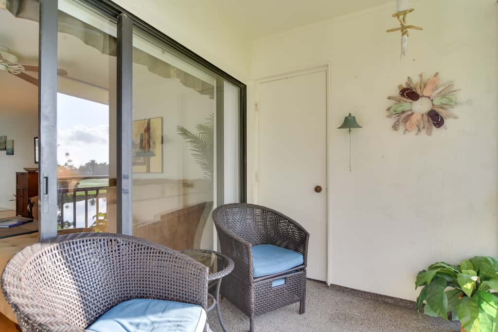 ~ 2 Mi to St Pete Beach! Isla Del Sol Condo