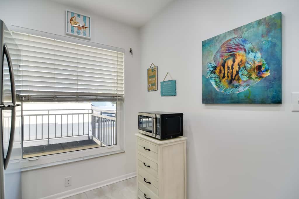 ~ 2 Mi to St Pete Beach! Isla Del Sol Condo