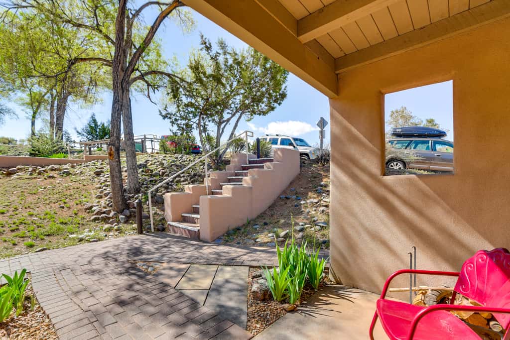 Walk to Santa Fe Plaza: Condo w/ Pool & Hot Tub!
