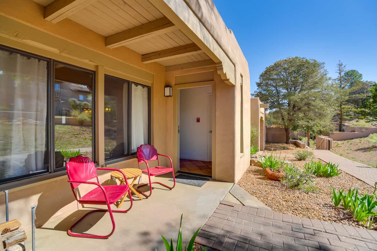 Walk to Santa Fe Plaza: Condo w/ Pool & Hot Tub! | 1 Bed Santa Fe, NM ...