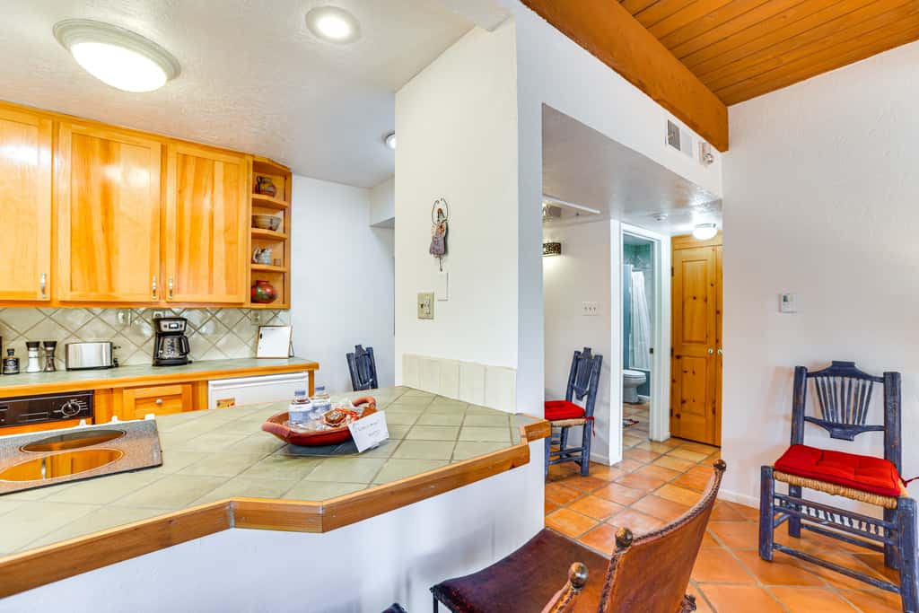 Walk to Santa Fe Plaza: Condo w/ Pool & Hot Tub!