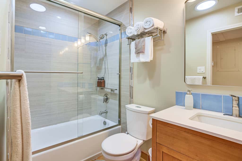 Walkable to Santa Fe Plaza! Charming Condo