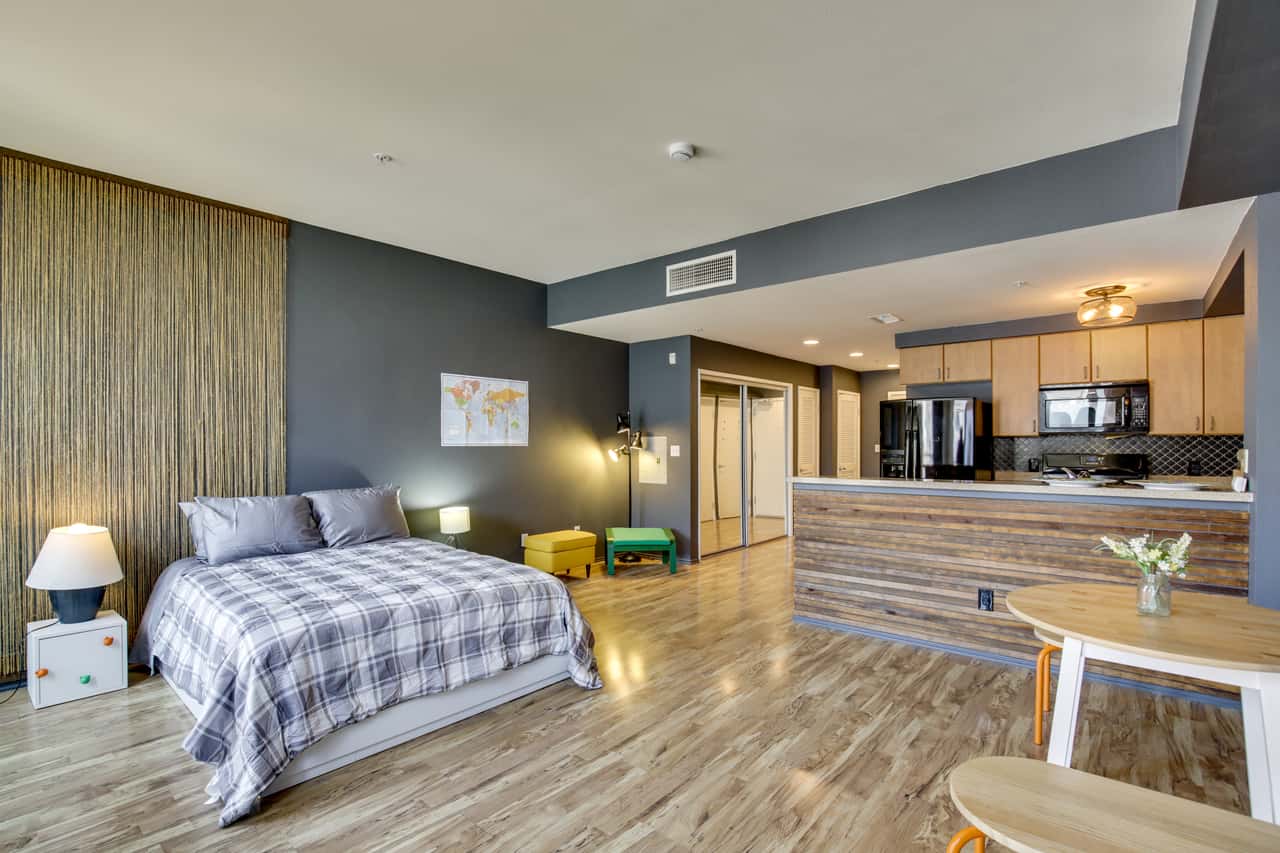 Walkable Gaslamp Quarter Studio w/ Pool & Gym | 0 Bed San Diego, CA ...
