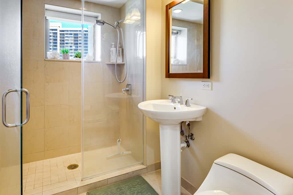 Walk to Beach, Shopping & Dining! Waikiki-Area