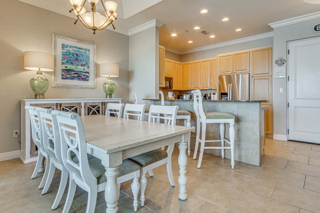 Pensacola Beach Penthouse w/ View + Pool Access!