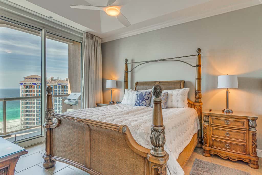 Pensacola Beach Penthouse w/ View + Pool Access!