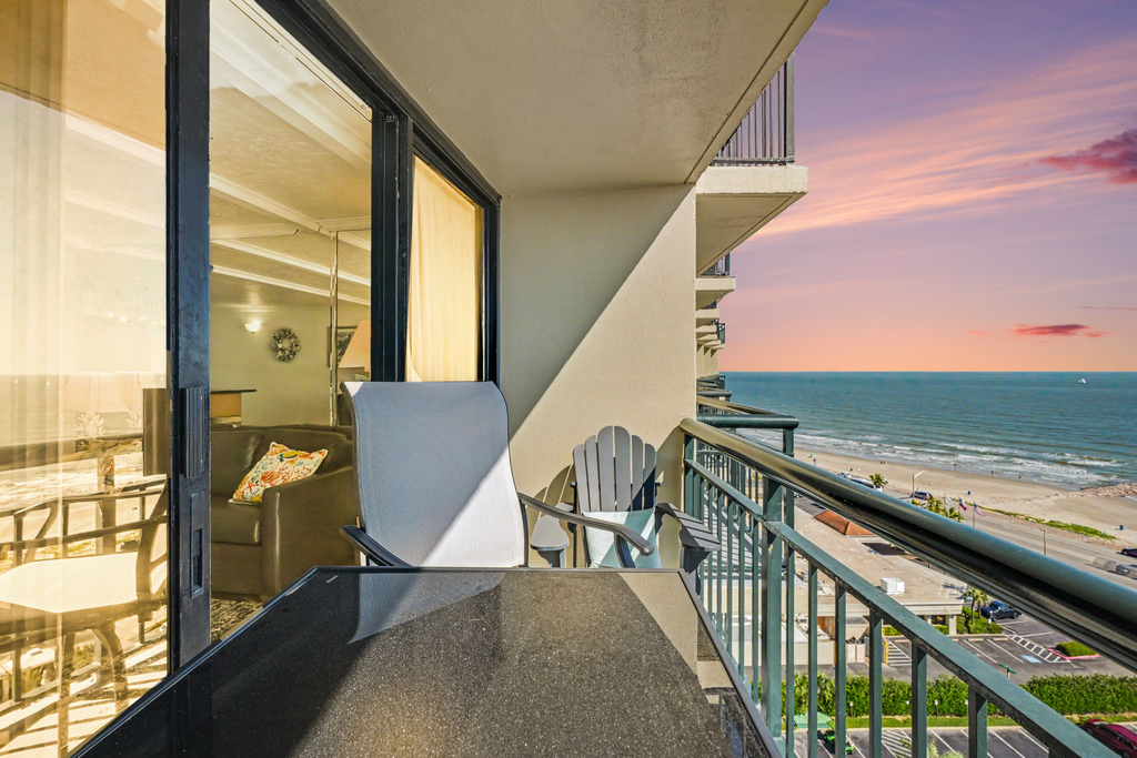 San Luis Ocean View - Beachfront, Pool, Hot Tub