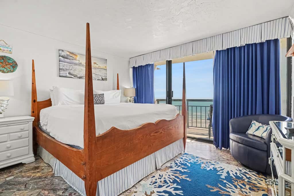 San Luis Ocean View - Beachfront, Pool, Hot Tub